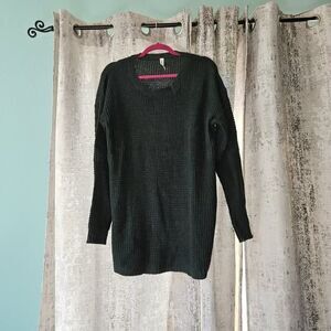 ZENANA Premium Hunter Green Long Sweater Size 1X